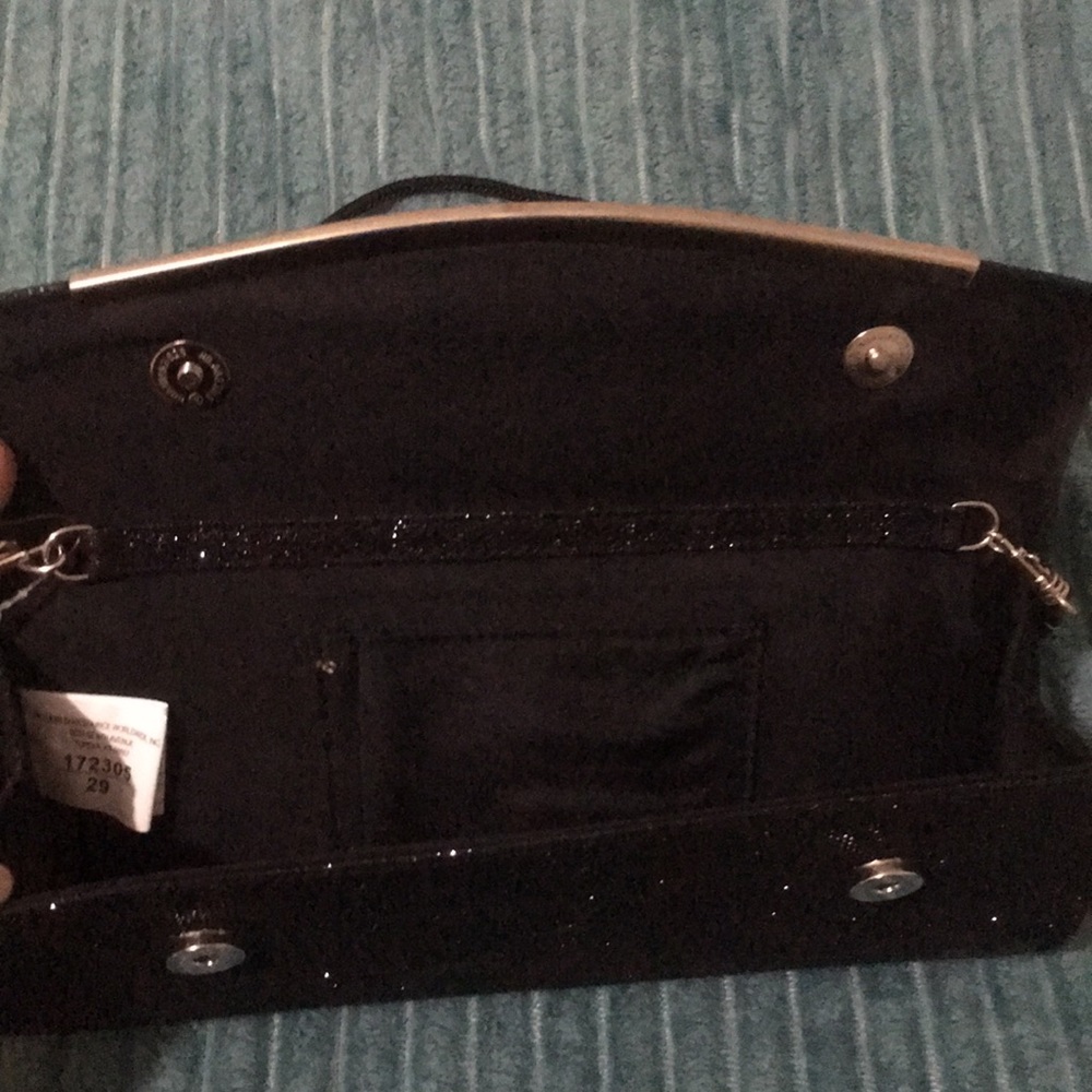 Handbag - Picture 2 of 3